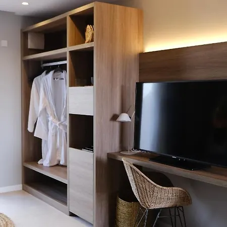 Hotel Eques Petit