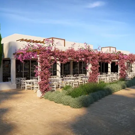 Hotel Eques Petit