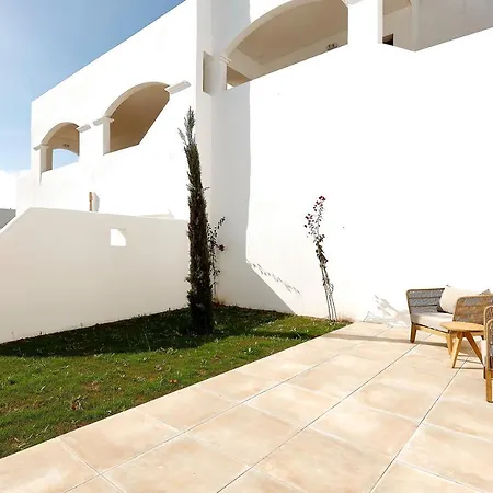 Hotel Eques Petit 4*